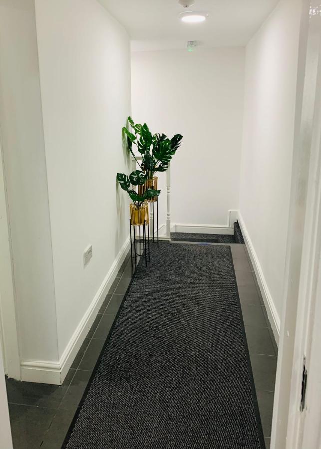 Modern & Cosy 2-Bed Apartment Near Nec, Airport & Jlr! 伯明翰 外观 照片