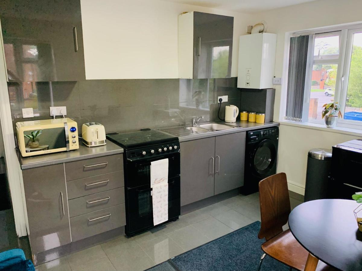 Modern & Cosy 2-Bed Apartment Near Nec, Airport & Jlr! 伯明翰 外观 照片