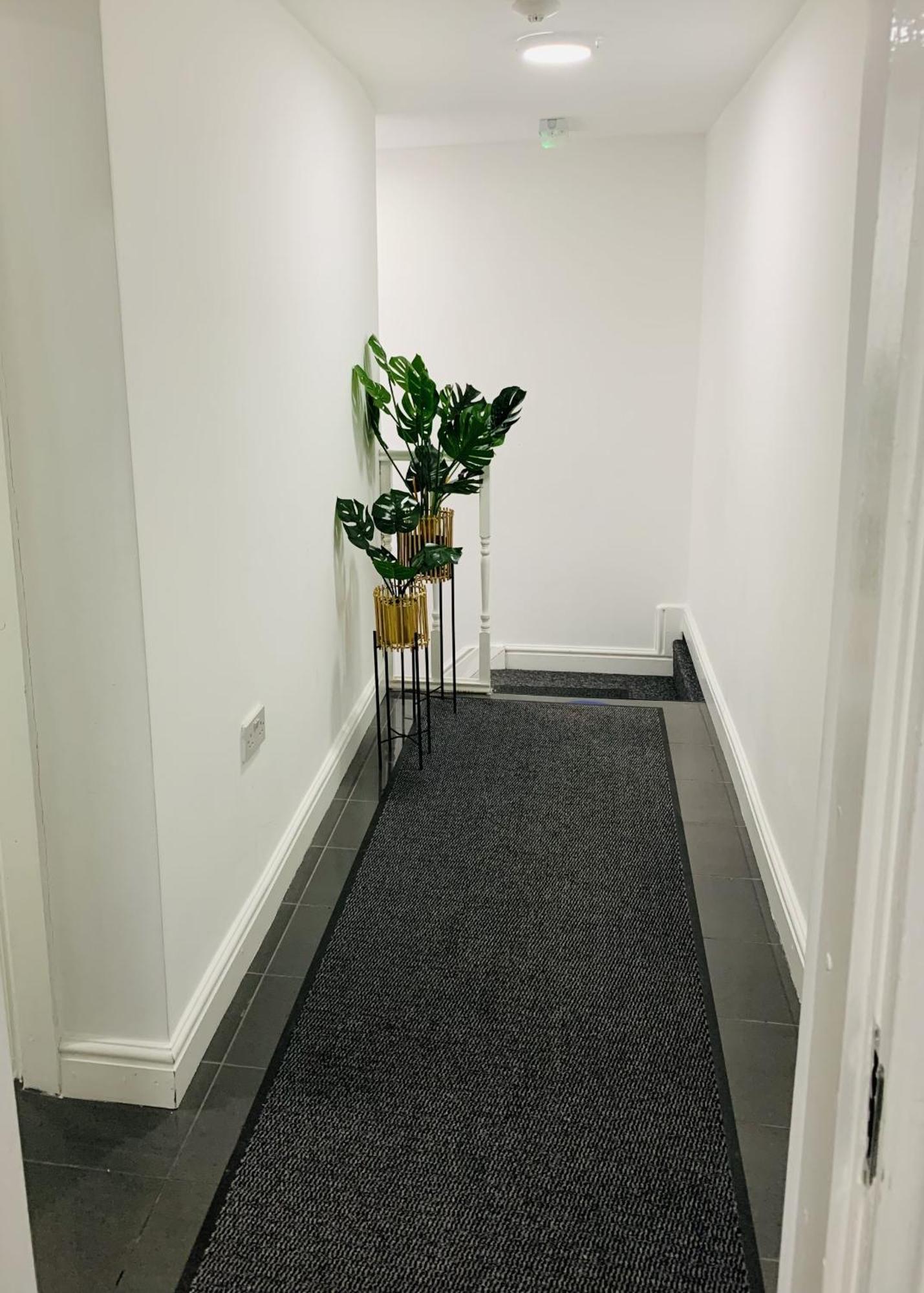 Modern & Cosy 2-Bed Apartment Near Nec, Airport & Jlr! 伯明翰 客房 照片
